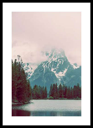 Poster με κορνίζα Nature Magick – Vintage Mountain Lake Pink Sky